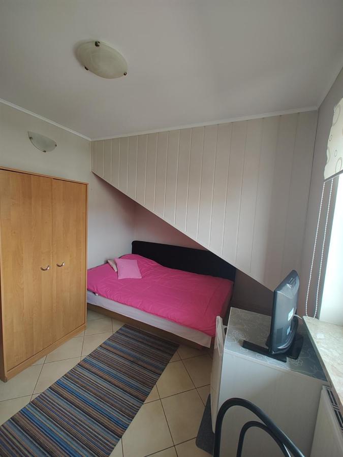 Władysławowo Pokoje Goscinne Reja מראה חיצוני תמונה